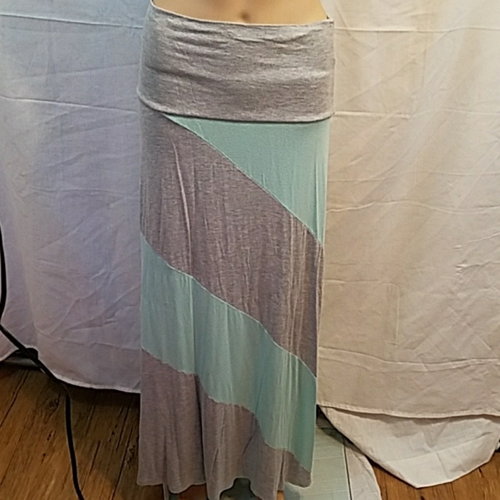 Deb skirt